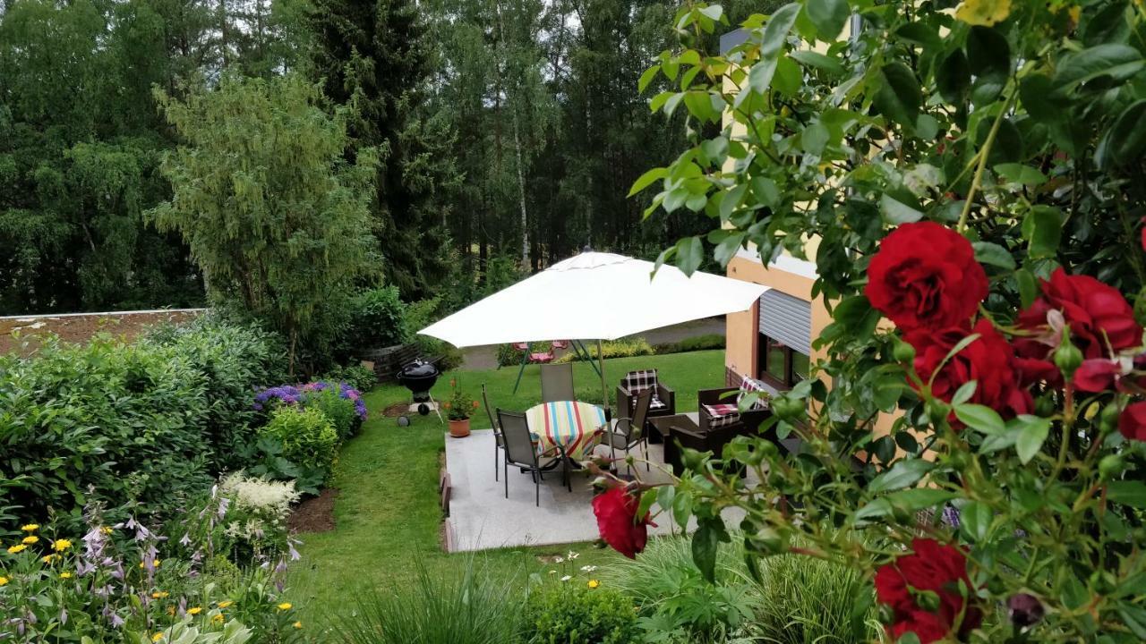 Zum Ehranger Wald 2A Apartamento Trier Exterior foto